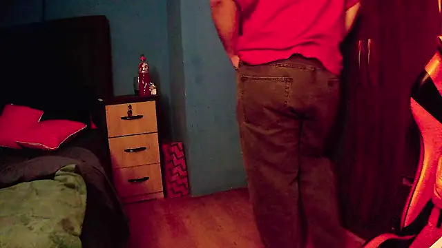 pisceslost online show from October 7, 2:15 am