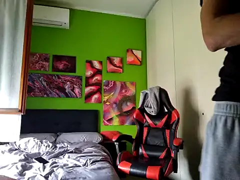 MASTERBULLY online show from October 12, 2:33 pm