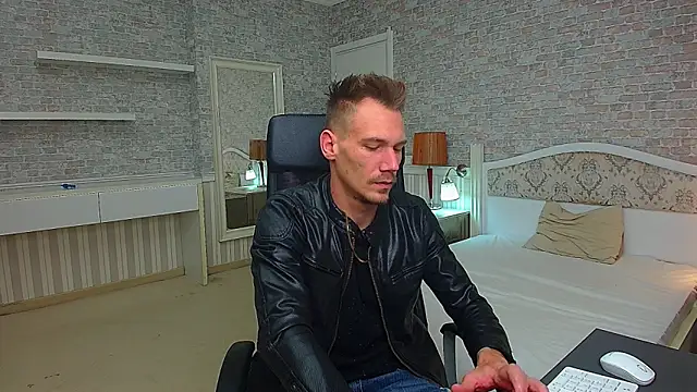 MateoBenjaminX online show from December 9, 4:18 pm