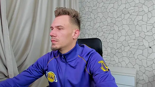 MateoBenjaminX online show from February 4, 7:44 pm