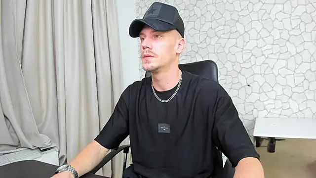 MateoBenjaminX online show from December 27, 7:35 pm