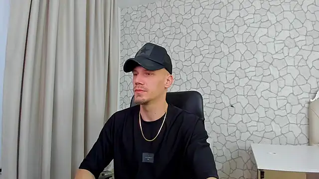 MateoBenjaminX online show from February 8, 2:27 pm