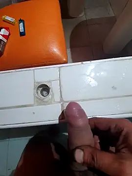 Daaaaaniiiih online show from October 14, 5:25 am