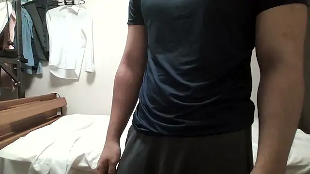 YU-KI00 online show from September 13, 1:23 pm