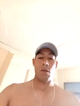 Reveldeseductor online show from April 6, 9:04 pm