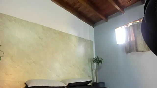 ada-brooke online show from December 23, 8:14 pm