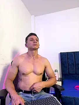 Andrewfalcon online show from September 10, 8:29 pm