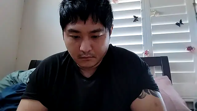 cloudyspun online show from April 2, 10:39 pm