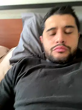 LATINMOBB online show from December 5, 8:02 pm