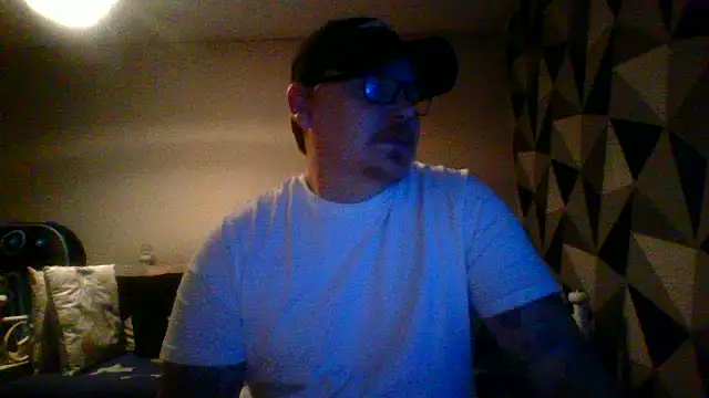 ArcanceTheo82 online show from November 13, 6:18 am