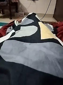 Snapshot of delhiboyooo chatting on December 16, 6:16 pm delhiboyooo online show from December 16, 6:16 pm