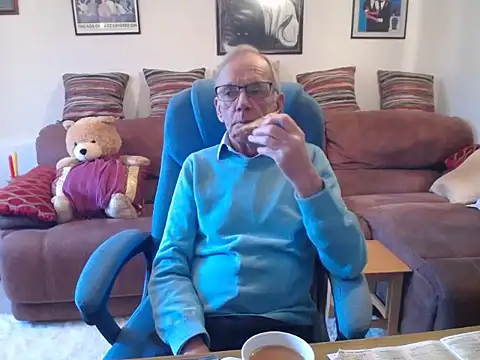 Ferret7777 online show from December 5, 9:50 am