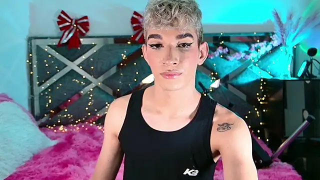 Cherry zayden  online show from January 10, 4:01 am