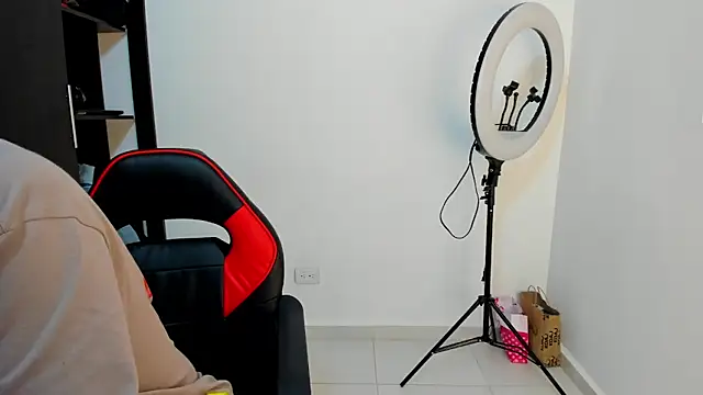 Camilo Marin online show from December 4, 3:48 am