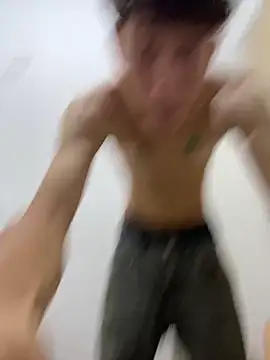 LatinBoysxxx online show from April 13, 10:21 pm