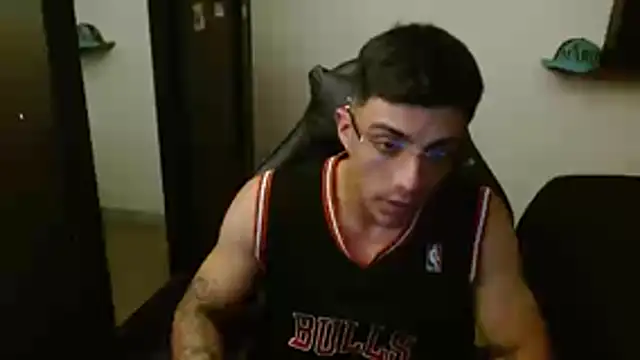 kv   xxx  online show from February 3, 2:53 am