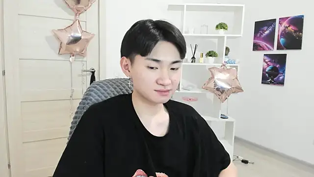 Miram Yu online show from February 26, 4:36 am