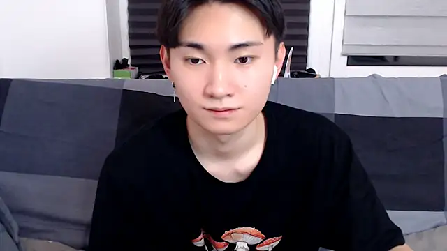 Miram Yu online show from January 13, 8:48 pm