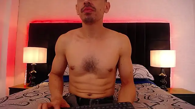 Sr Magnus  online show from January 9, 12:30 pm