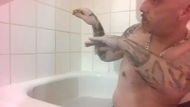 CandiedPompano online show from September 27, 4:21 am