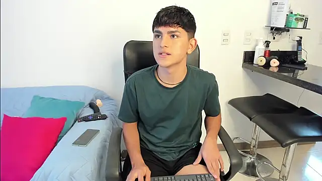 Lyam ap online show from February 20, 3:19 pm