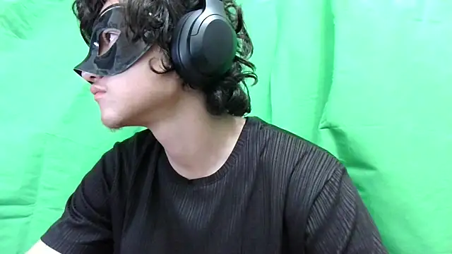 LovelyOwner com online show from January 1, 3:13 am