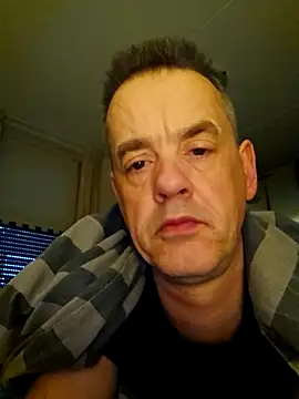 Snapshot of Hectorthyssen1 chatting on March 15, 6:25 am Hectorthyssen1 online show from March 15, 6:25 am
