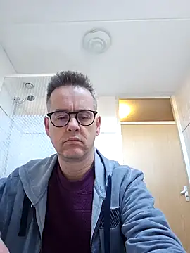 Snapshot of Hectorthyssen1 chatting on January 2, 12:03 pm Hectorthyssen1 online show from January 2, 12:03 pm