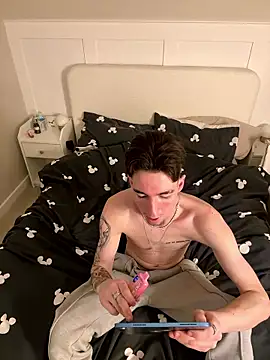 MikesWood21 online show from January 18, 5:26 pm