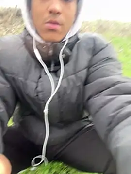 Ryan-hot online show from February 12, 3:40 pm