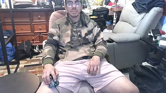 ScubaStevex online show from December 20, 5:31 pm