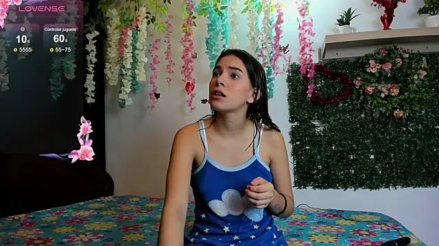 kattyandtom2 online show from March 23, 3:32 am