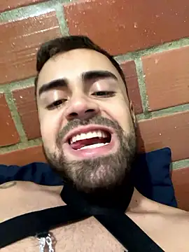 dickhorny 69 online show from December 3, 4:46 am