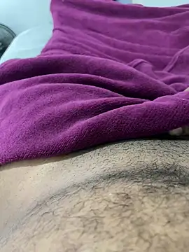 Snapshot of rodrigo21Cm_ chatting on December 18, 8:25 pm rodrigo21Cm  online show from December 18, 8:25 pm