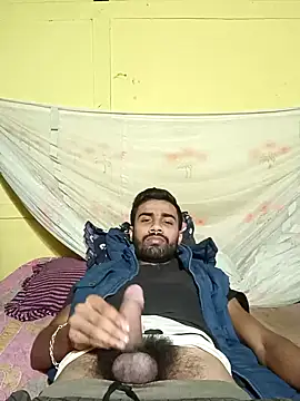 Snapshot of Skinny_Bigass_23 chatting on January 20, 5:37 am Skinny Bigass 23 online show from January 20, 5:37 am