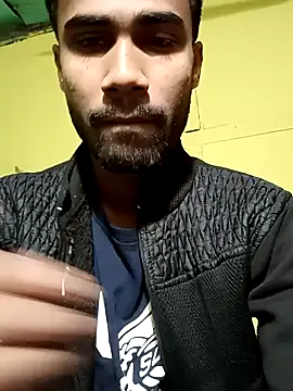 Snapshot of Skinny_Bigass_23 chatting on December 3, 4:13 am Skinny Bigass 23 online show from December 3, 4:13 am