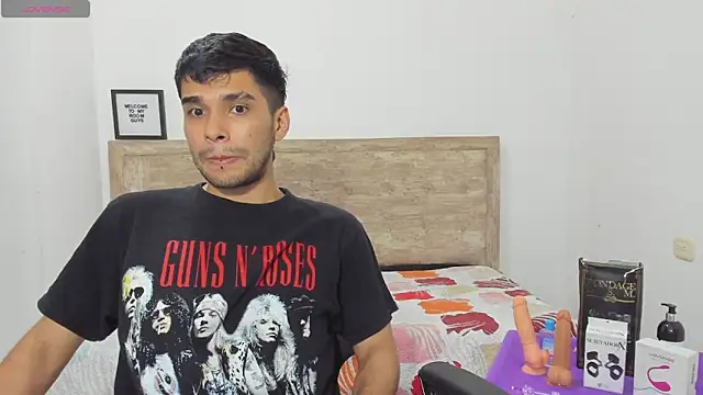 theflowerknight online show from December 3, 8:17 pm