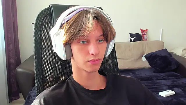 Ostin meow online show from September 27, 11:08 am