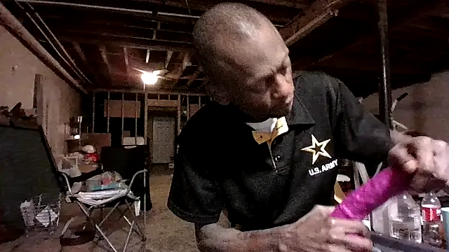 KinGKane84 online show from December 5, 7:27 am