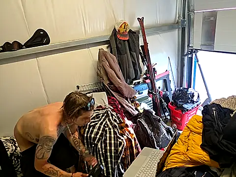 Fuckboy4public online show from September 13, 12:33 am