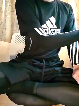 keigo-666 online show from February 5, 10:22 pm