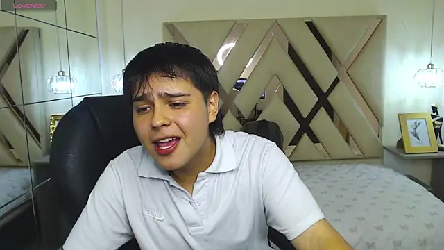 AndrewPherson online show from February 15, 12:33 pm