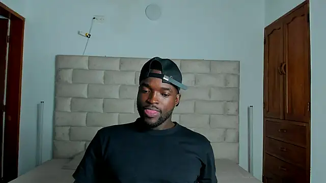 Dylan Taylor online show from February 21, 6:36 am