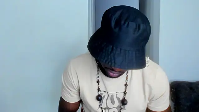 Dylan Taylor online show from March 21, 11:47 am