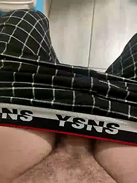 flaviusfcfa2002 online show from December 4, 10:06 pm