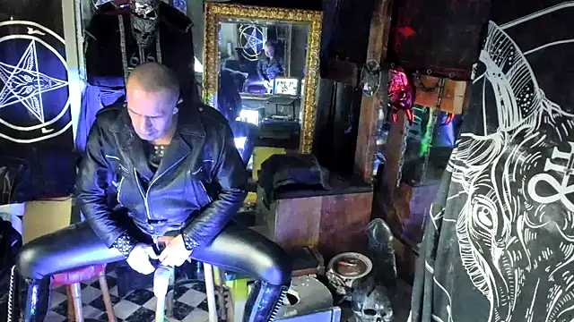 BULGEDEMON online show from November 29, 2:19 pm