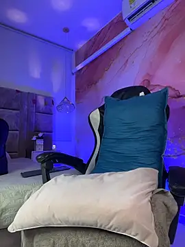 JoshMillerr  online show from March 8, 1:14 am