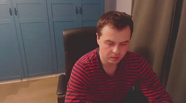 CuteMan33 online show from December 8, 10:14 pm