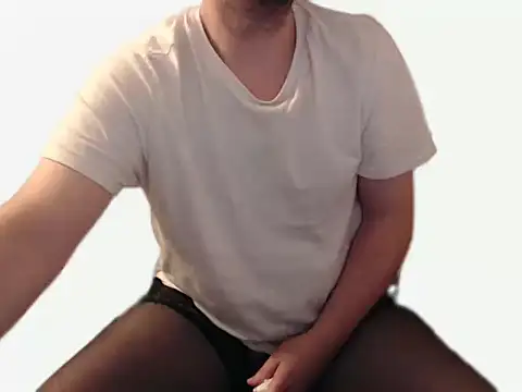 CuteMan33 online show from September 13, 1:39 am