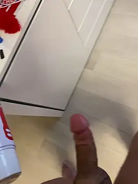 knudelboy2 online show from September 9, 4:17 pm